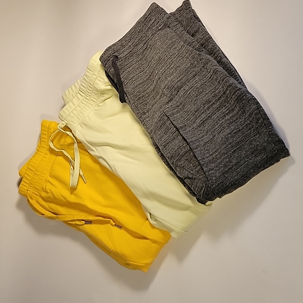 Daily Ritual joggers lot of 3 pairs